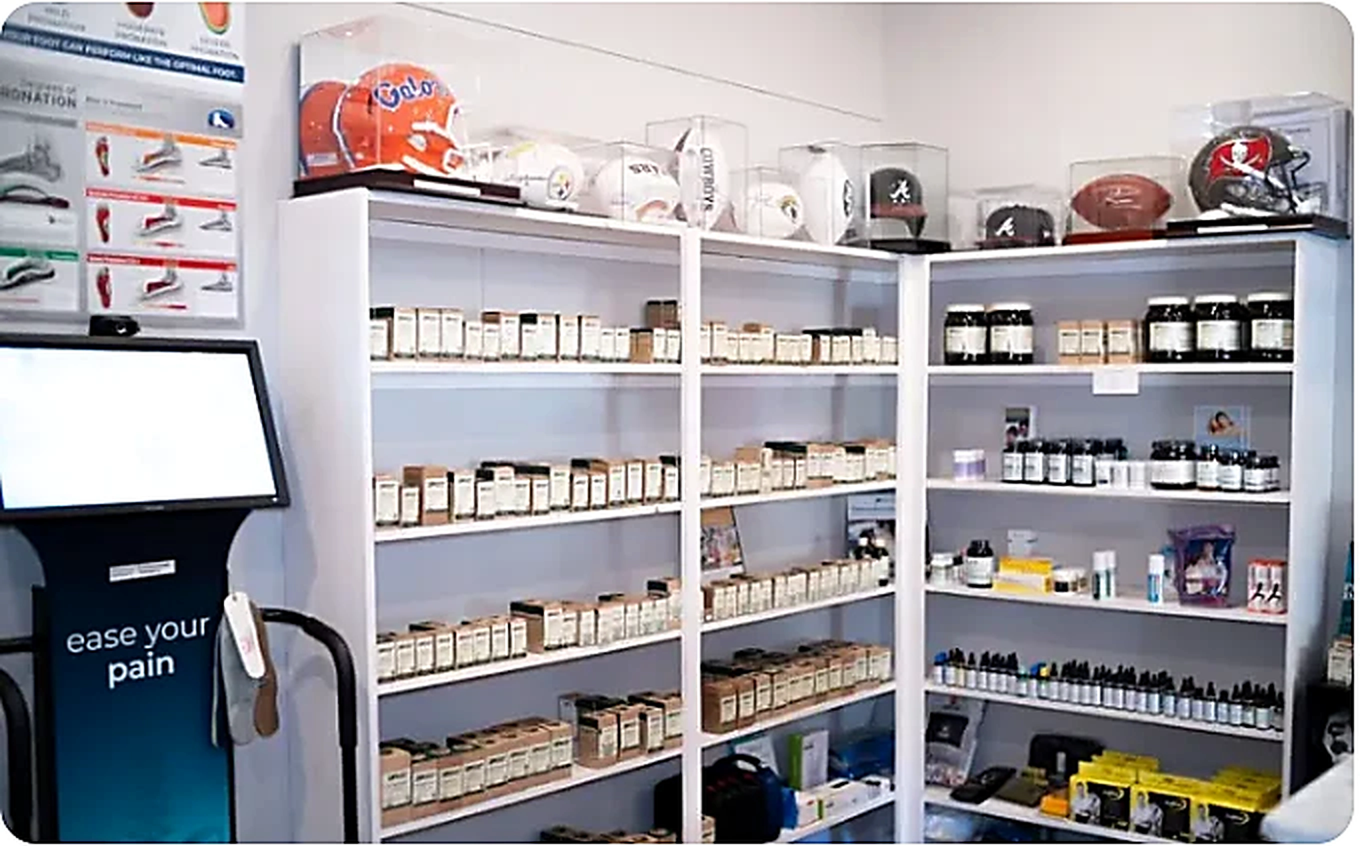 Clinic interior and diagnostic equipment